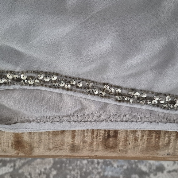 Chico's Silver Sequin Cold Shoulder Poncho Style Blouse Top New With Tag Size2/L - Picture 4 of 6